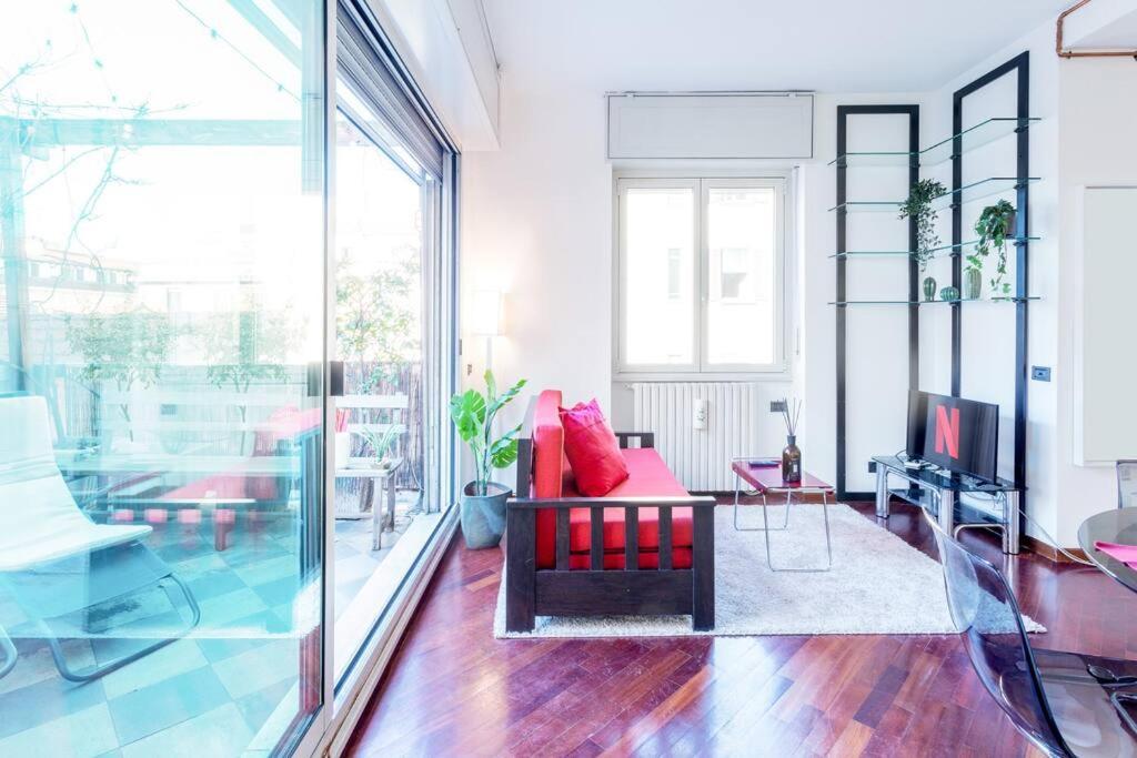 Duomo 10 Min Luxury • Terrazzo • Wi-Fi • Netflix Apartment มิลาน ภายนอก รูปภาพ
